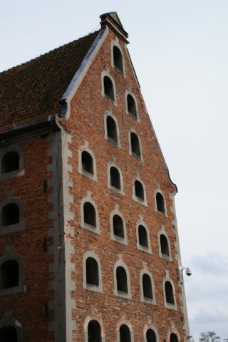 spichlerzgotyckiprzyulpodmurnej1.jpg
