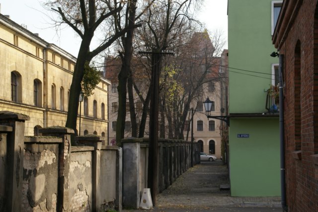 zaukiniedokoczone.jpg